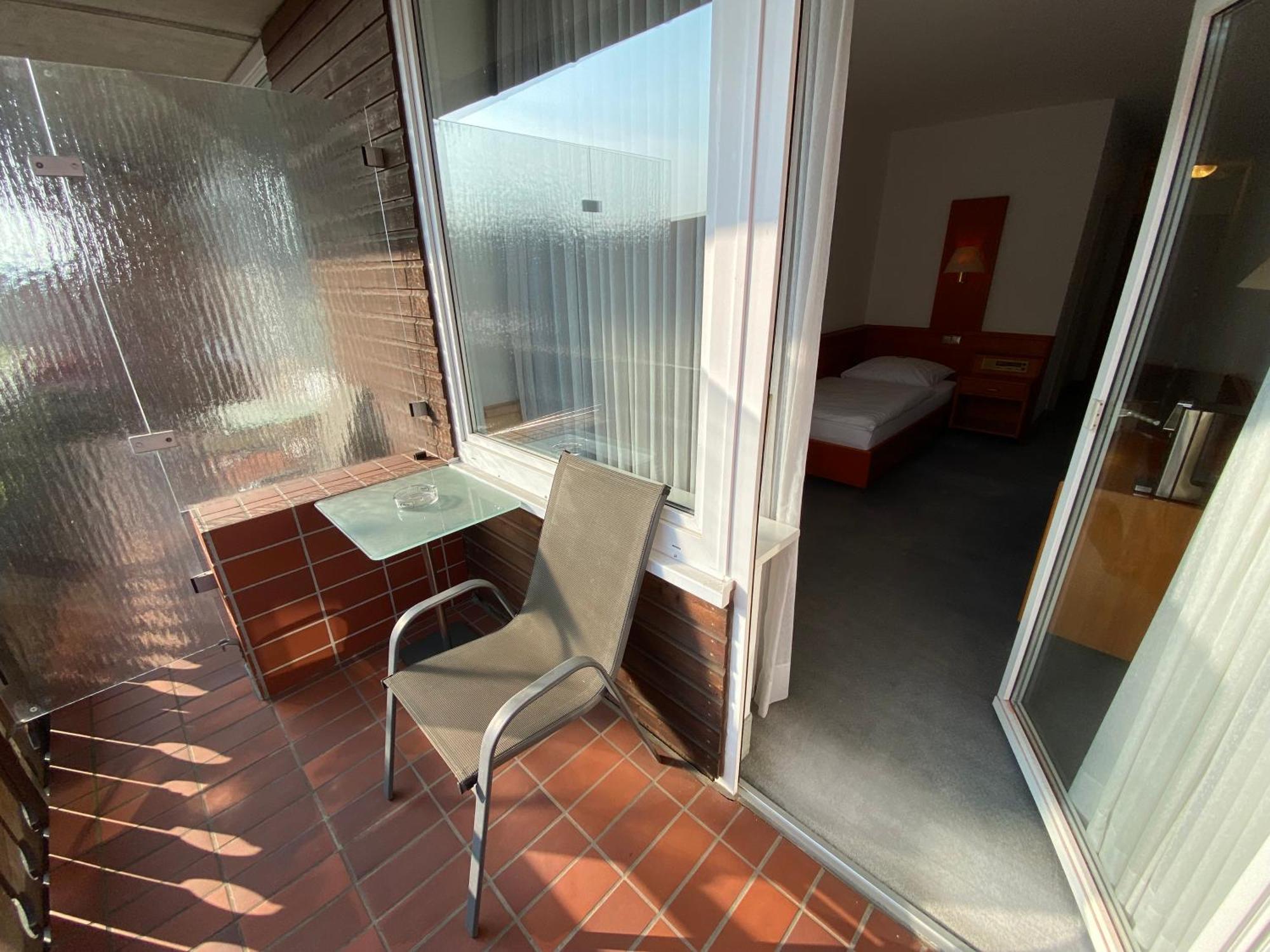 Adamidis Hotel Altenmedingen Exterior photo